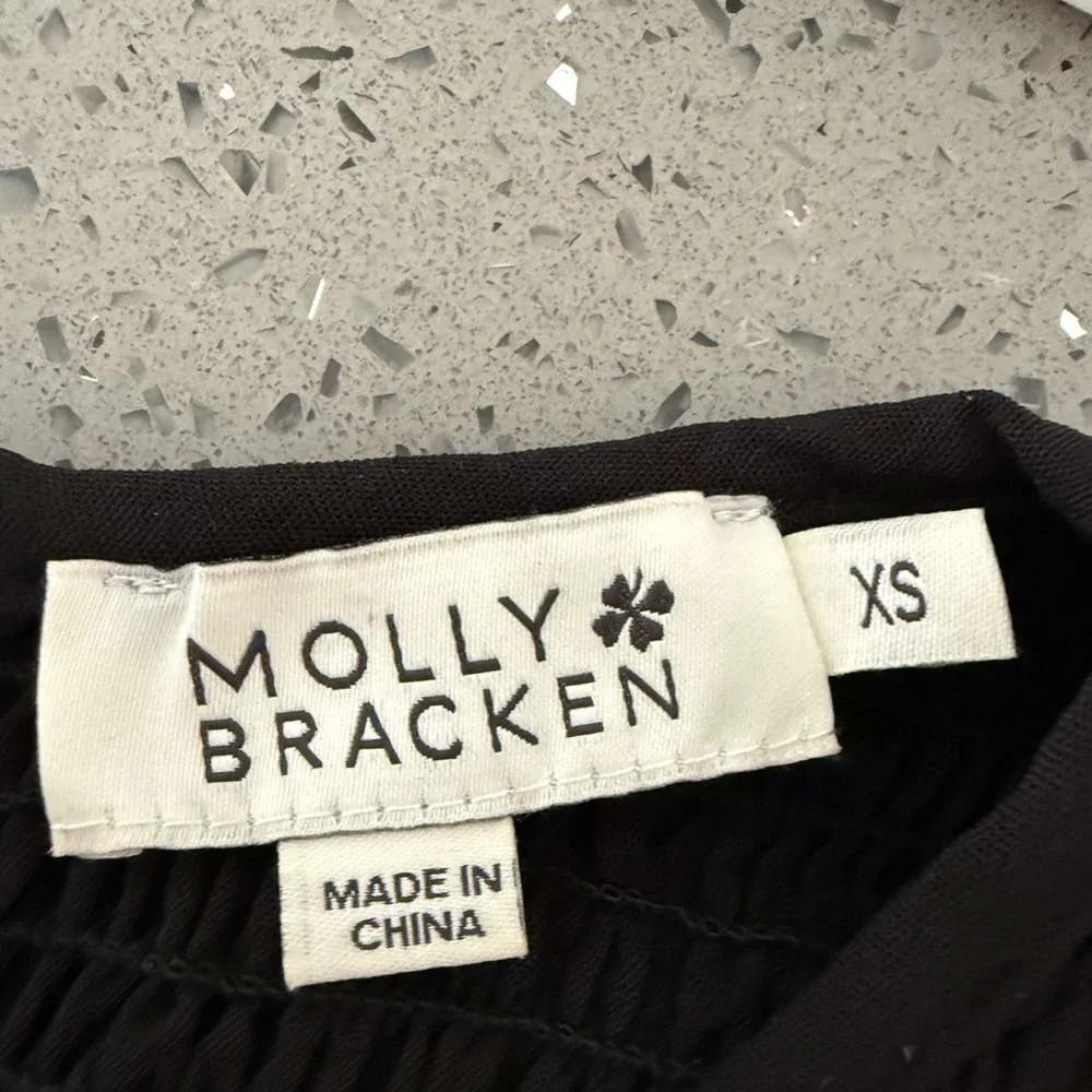 Molly Bracken Black Textured Dress - Picture 9 of 9